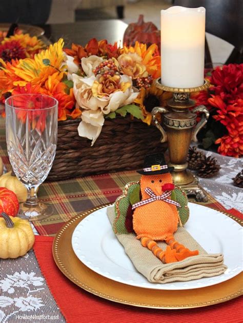 Thanksgiving Table Setting Ideas - Thanksgiving Place Settings