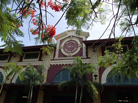 La Placita de Santurce | Ferry building san francisco, Puerto rico, San ...