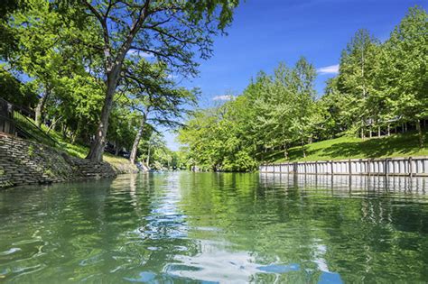 Comal River Condos For Sale in New Braunfels - The Lakefront Group