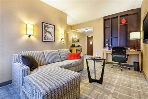 Cambria Hotel Downtown Pittsburgh, PA - See Discounts