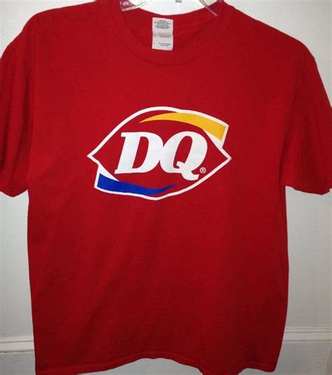 Dairy Queen T-shirt. Red Vintage DQ Icecream T Shirt Size | Etsy | Vintage shirts, Shirts, T shirt