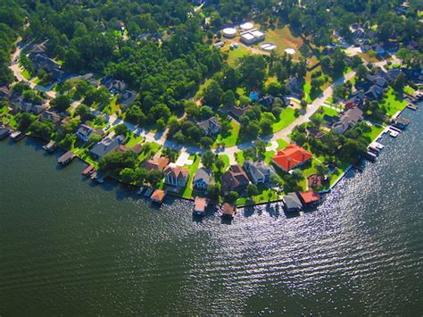 How does Lake Conroe compare to other Texas Lakes? - Lake Conroe Homes