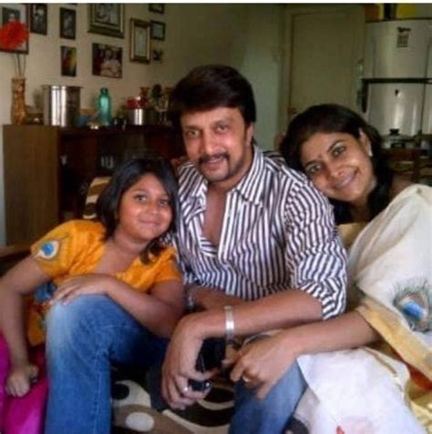 Kannada Actors And Their Family Photos