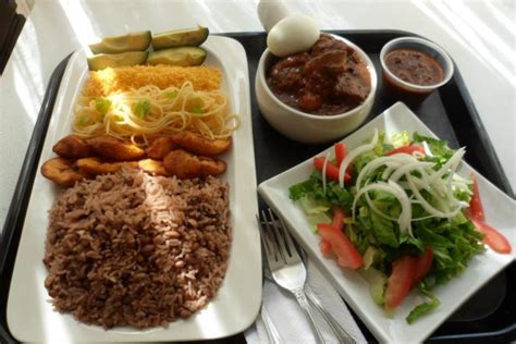 Waakye dish - Ghana Ladies