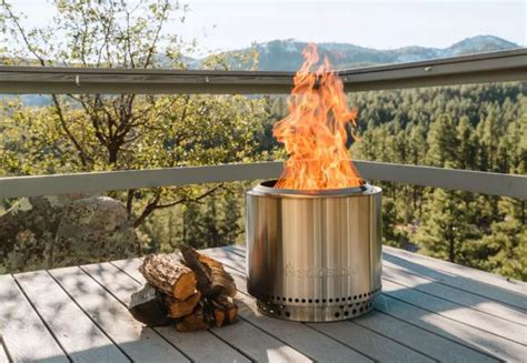 Breeo vs Solo Stove: Finding Your Perfect Smokeless Fire Pit | Fire pit ideas, Breeo | Pergola ...