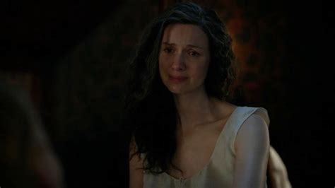 'Outlander' Drops Sweet Season 6 Premiere Clip With Claire and Jamie ...