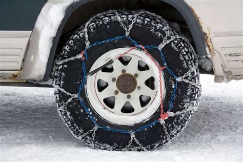 Tire Chains: When and Why You Really Need Them