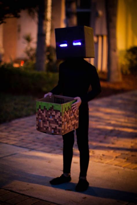 My Mini Enderman! | Minecraft halloween costume, Scary halloween ...