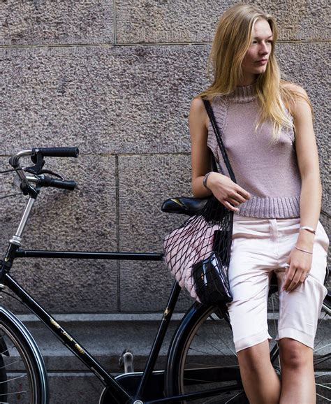 Best Cycling Street Style Photos of Copenhagen Fashion Week | Cyclists ...