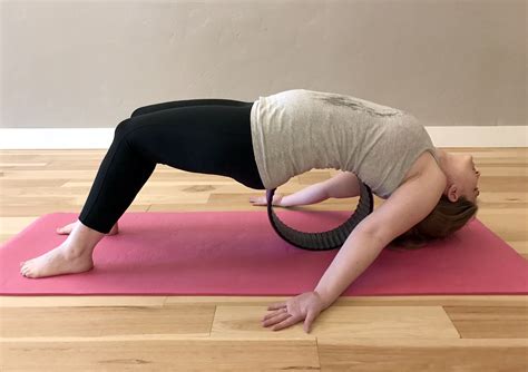 How to Do Wheel Yoga to Expand Your Yoga Practice