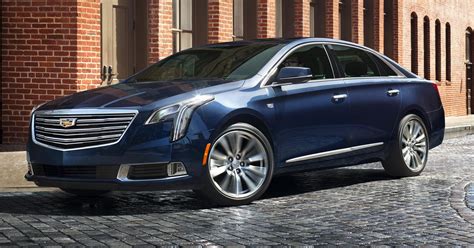 Cadillac XTS gets new exterior looks, tech for 2018