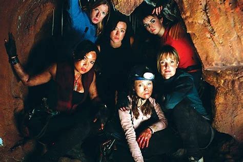 any horror fans? The Descent (2005) features a badass all female cast : r/actuallesbians