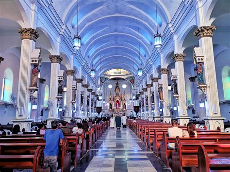 Molo Church also known as the "Feminist Church." Molo, Iloilo City : r/Philippines