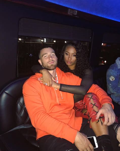 Kansas City Chiefs star Travis Kelce and his girlfriend Kayla Nicole ...