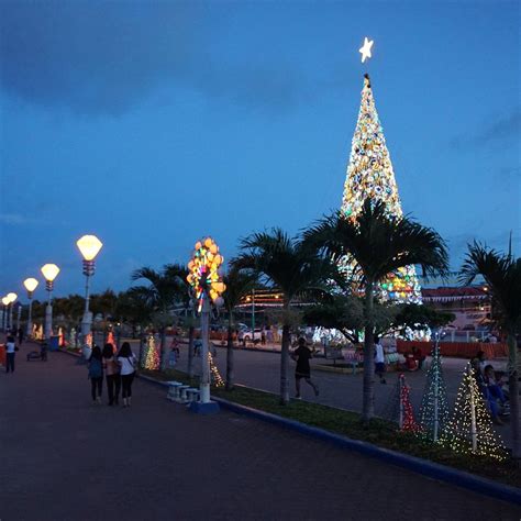 Puerto Princesa City Baywalk Park - Qué SABER antes de ir (ACTUALIZADO ...