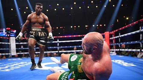 Weltmeister Tyson Fury geht gegen MMA-Star Francis Ngannou auf die ...