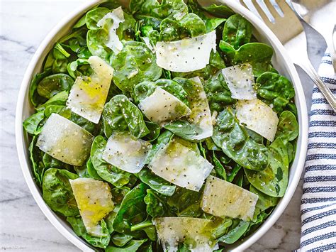 Simple Spinach Salad Recipe – Best Spinach Salad Recipe — Eatwell101