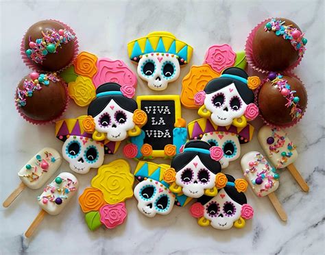 Day of the Dead Female Skull Cookie Cutter | Semi Sweet Designs