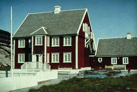 New home designs latest.: Colourful houses in greenland.