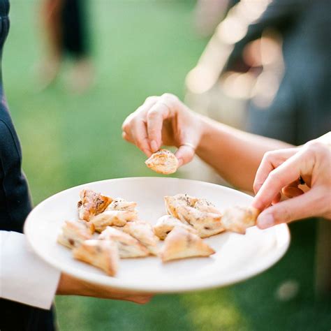 49 Wedding Appetizer Ideas for the Best Cocktail Hour
