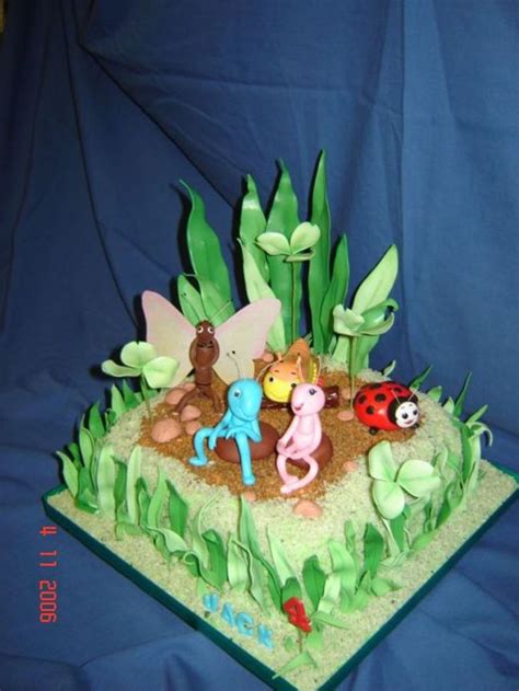 Bugs Life | Bug birthday cakes, Childrens birthday cakes, Disney cakes