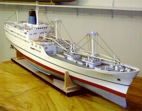 Large Scale Ship Models - Image to u