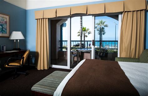 Tamarack Beach Resort (Carlsbad, CA) - Resort Reviews ...