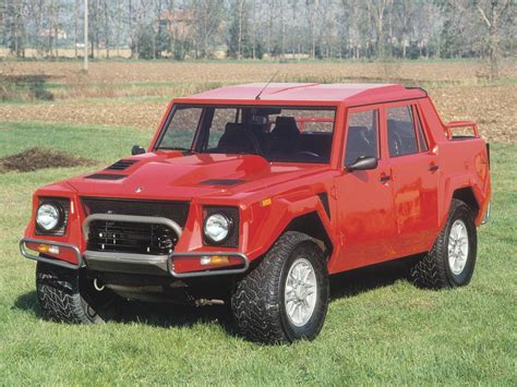 1986 Lamborghini LM002 | Review | SuperCars.net