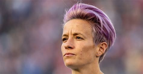 Megan Rapinoe's Magenta Hair Color | POPSUGAR Beauty