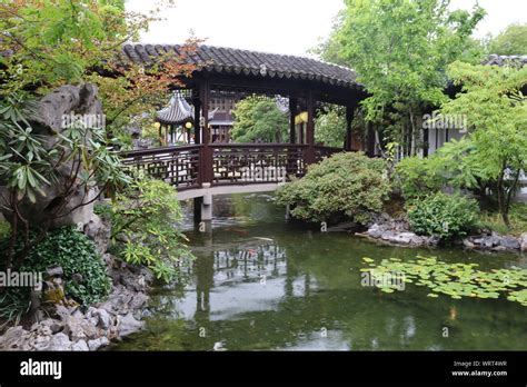 Chinese garden in Portland Stock Photo - Alamy