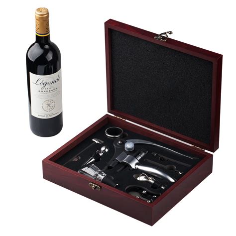 10 Best Christmas Gifts for Wine Lovers 2018 - CoolerVino