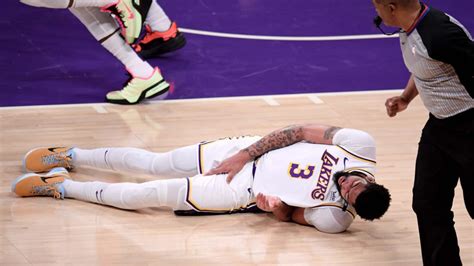 Lakers lose Anthony Davis to injury; Suns win 100-92 | FOX 11 Los Angeles