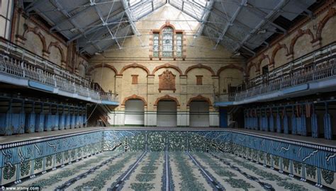 Manchester's Victoria Baths refilled 10 years after winning public vot | Victoria baths ...