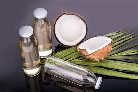 How to use coconut oil to whiten teeth. Best reasons exposed