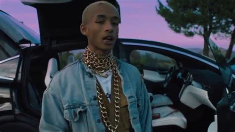 Jaden Smith - Icon (Only Icon living 7min) - YouTube