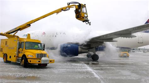 Deicing Truck... - Global Aviation Services Office Photo | Glassdoor