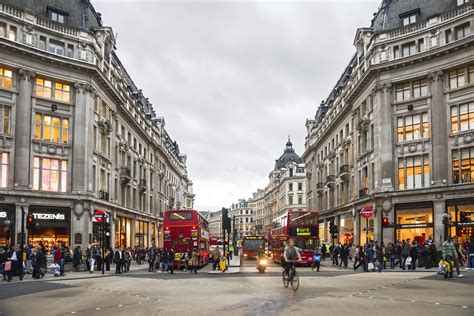 10 Interesting Facts and Figures about Oxford Street - Londontopia