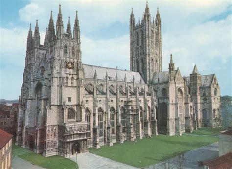 Brooke Hogan: Canterbury Cathedral