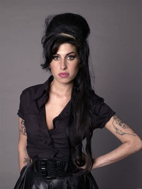 Amy Winehouse | Amy winehouse, Amy, Famosos