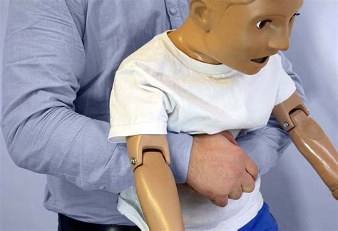 Choking in Babies: Signs, First Aid & CPR Procedure