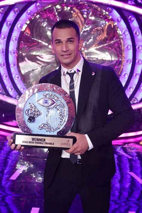 Bigg Boss 9: First Photos Of Prince Narula With His Trophy! | MissMalini