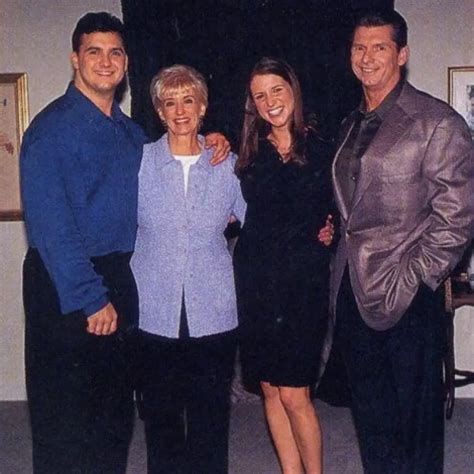 Eric Bischoff on Vince McMahon and his family: Interesting details