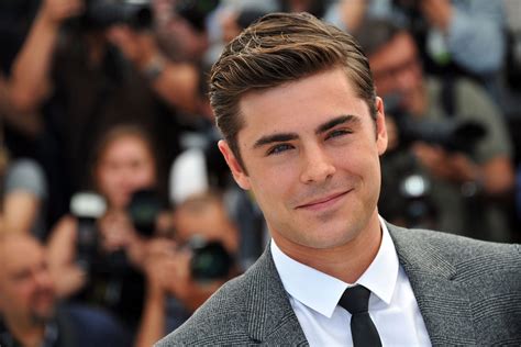 Zac Efron Family Photos, Wife, Brother, Age, Height