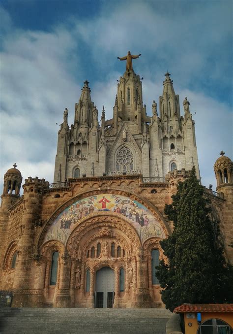 Visions of Barcelona : Spain | Visions of Travel