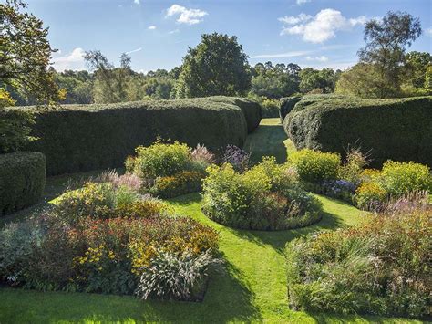 Sussex Garden | Marian Boswall Landscape Architects | Sussex gardens, Garden, Landscape architect