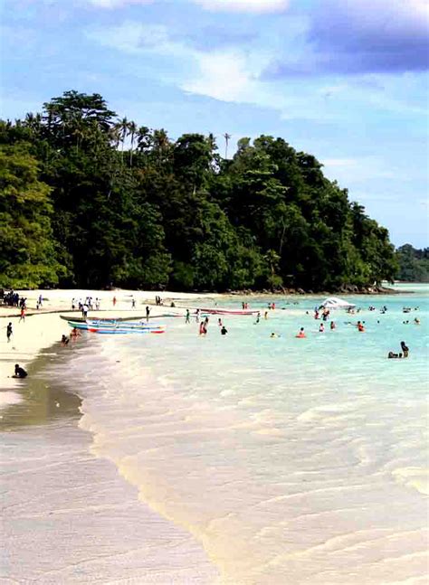 pantai-natsepa-ambon : PasirPantai.com