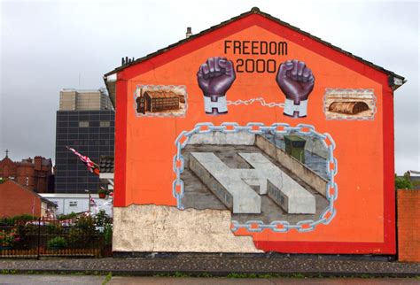 Northern Ireland's Troubles Murals - In Photos