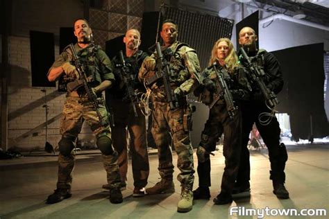 Sabotage, film review, arnold schwarzenegger, sam worthington ...