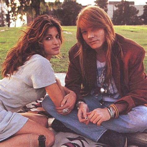 Stephanie Seymour and Axl Rose (avec images) | Humoristes, Musique, Années 80