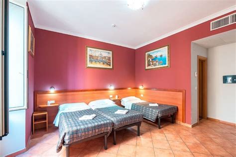 10 Best Hostels in Rome Italy - Hostel Rooms in Rome | IB